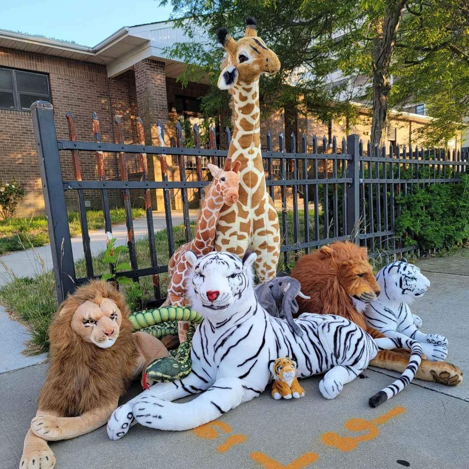 Giant safari stuffed deals animals