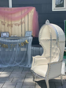 Nightingale Throne Chair